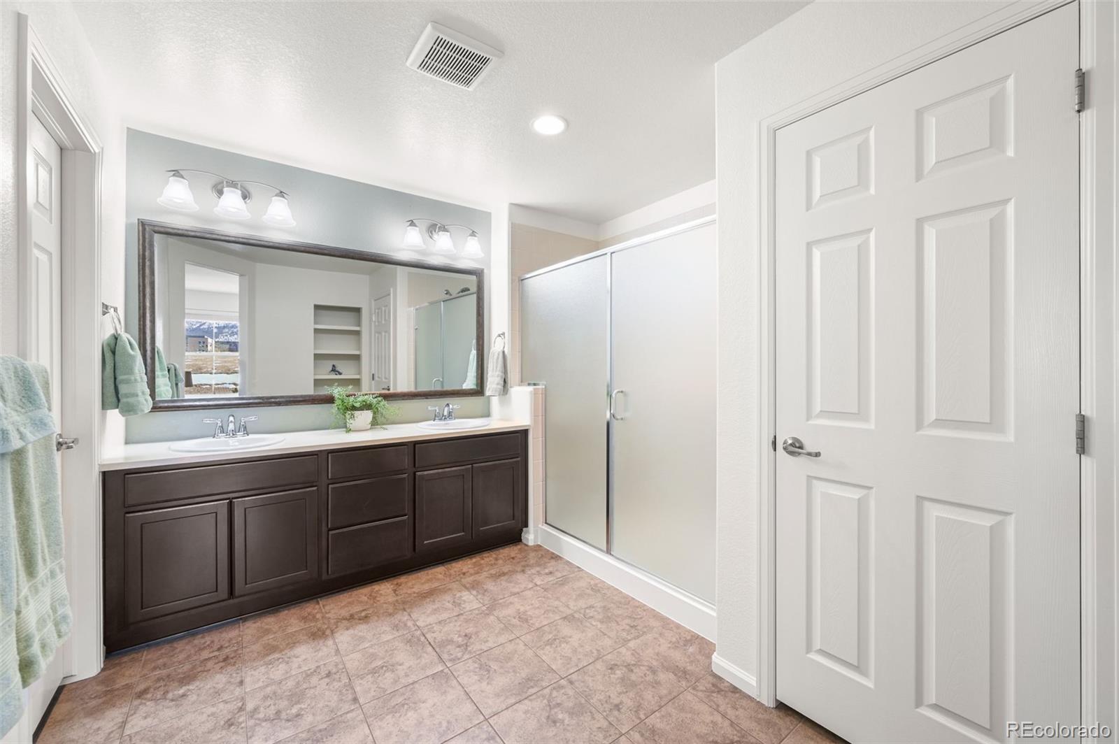 9335 Dunraven Loop Arvada, CO 80007 - Photo 26 of 49