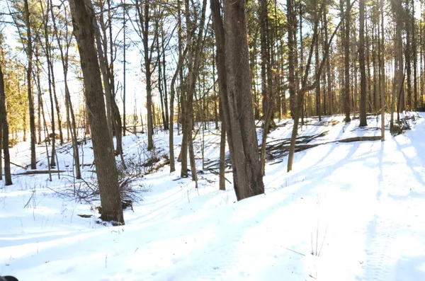 $259,900 | 4106 Airport Road, Oconto, WI 54153