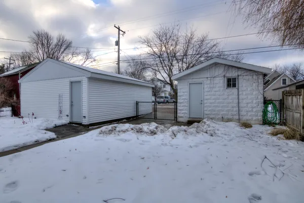 $299,900 | 224 2nd Street East, Wabasha, MN 55981