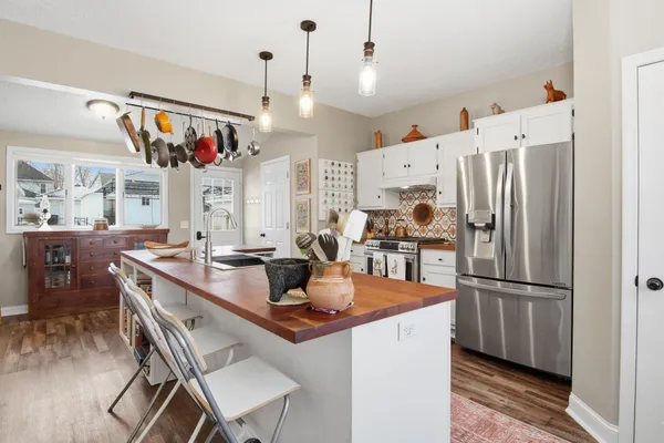 $299,900 | 224 2nd Street East, Wabasha, MN 55981