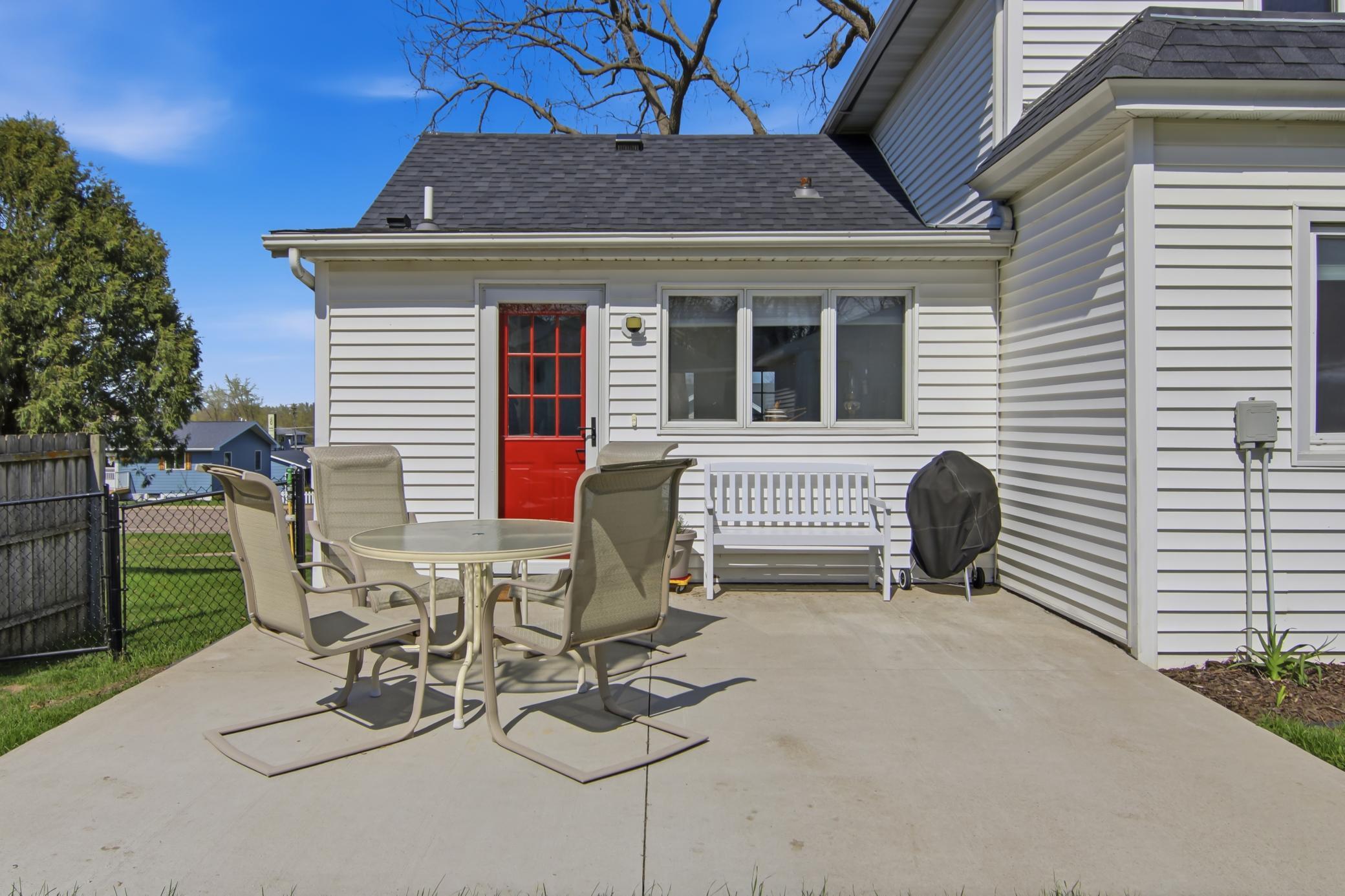 224 2nd Street East Wabasha, MN 55981 - Photo 8 of 32