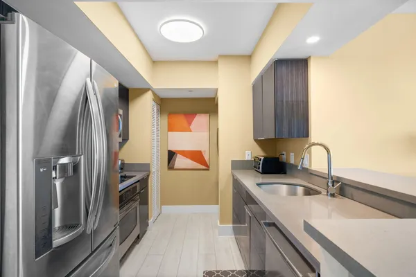 $5,300 | 347 North New River Drive East, Unit 2302, Fort Lauderdale, FL 33301