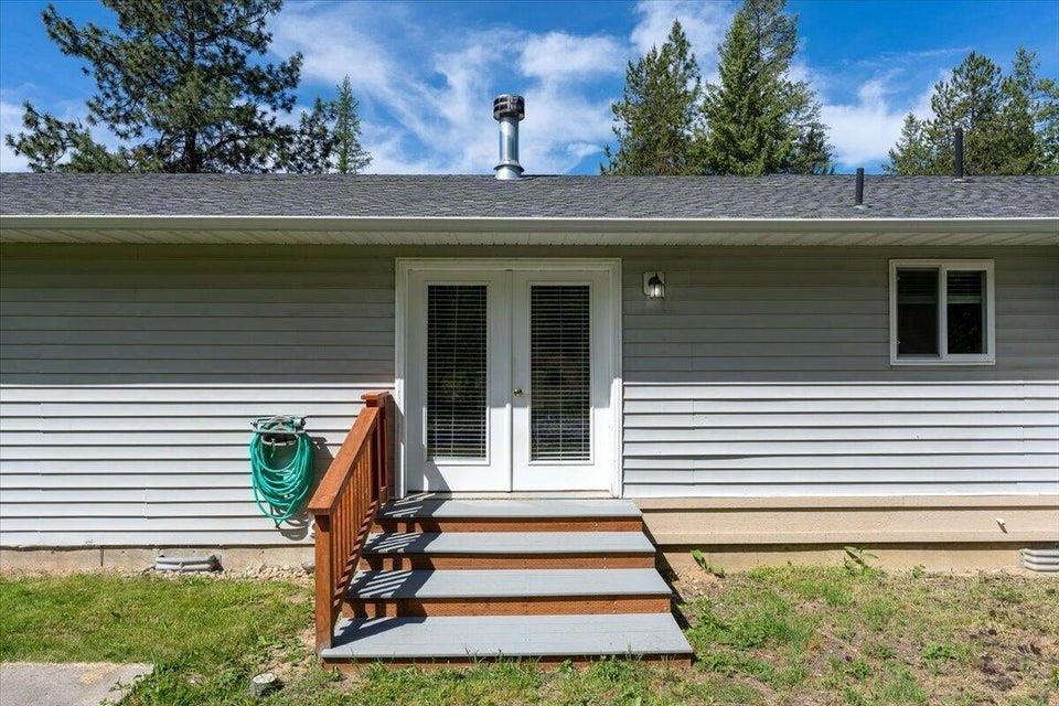 3362 Thompson Road Valley, WA 99181 - Photo 18 of 28