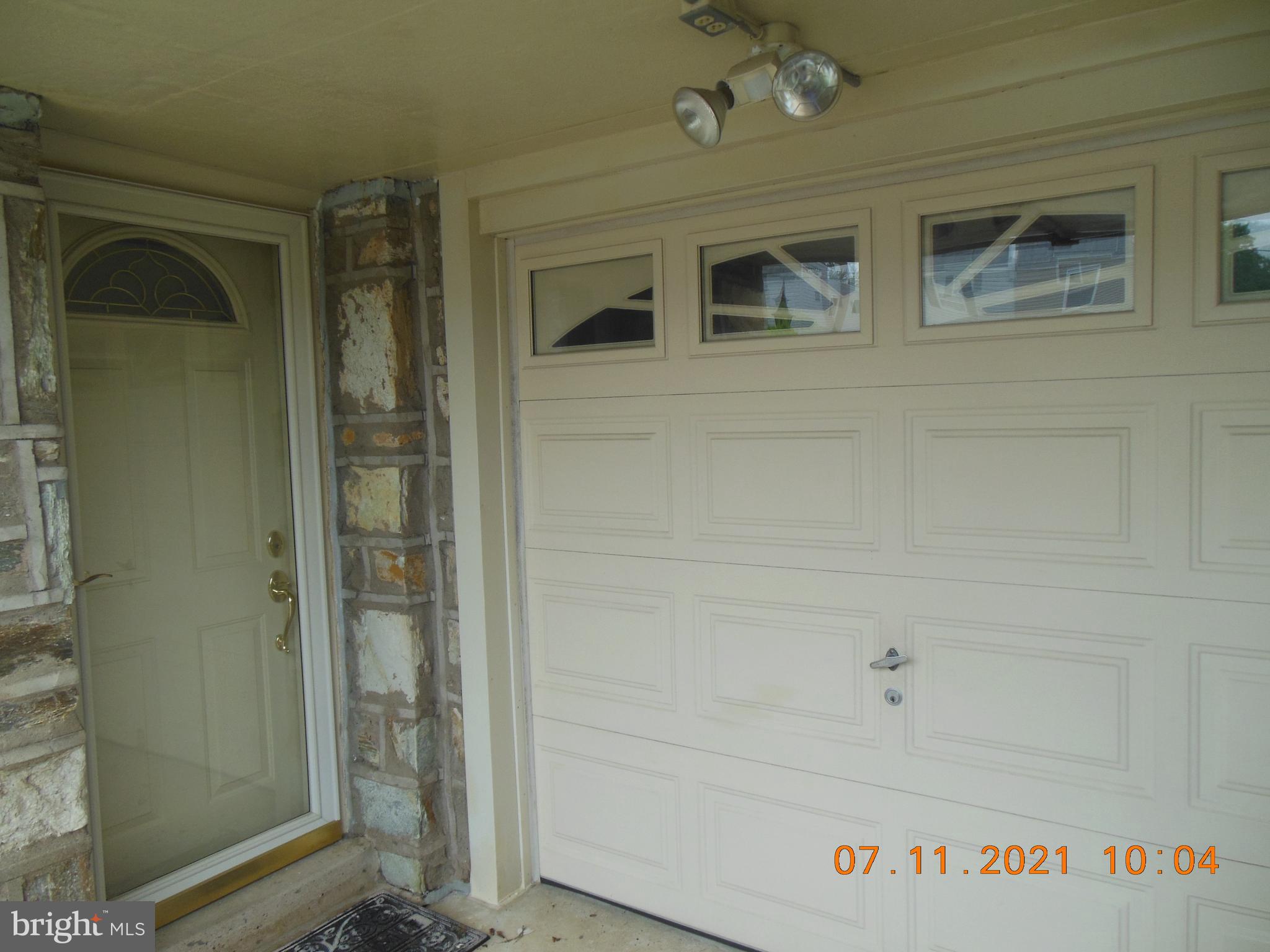 1827 Tomlinson Road Philadelphia, PA 19116 - Photo 10 of 52 Gallery Image 10