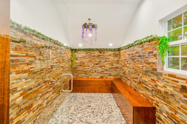 $575,000 | 6174 Highway 27, Chattanooga, TN 37405