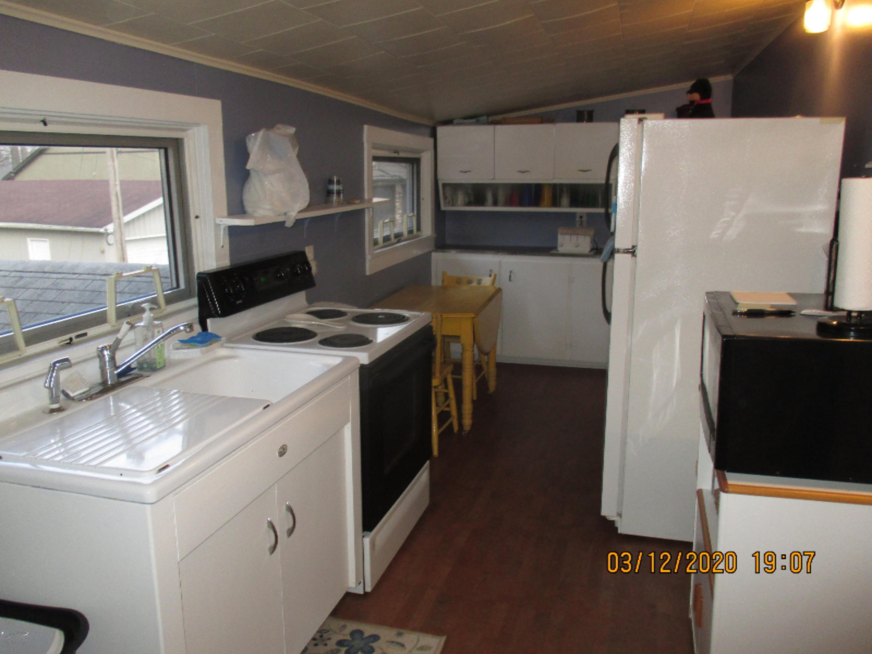 915 Pleasant Ridge Road Quincy, MI 49082 - Photo 10 of 30 IMG_3114
