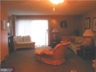4222 Whiting Road Philadelphia, PA 19154 - Photo 5 of 6 Gallery Image 5