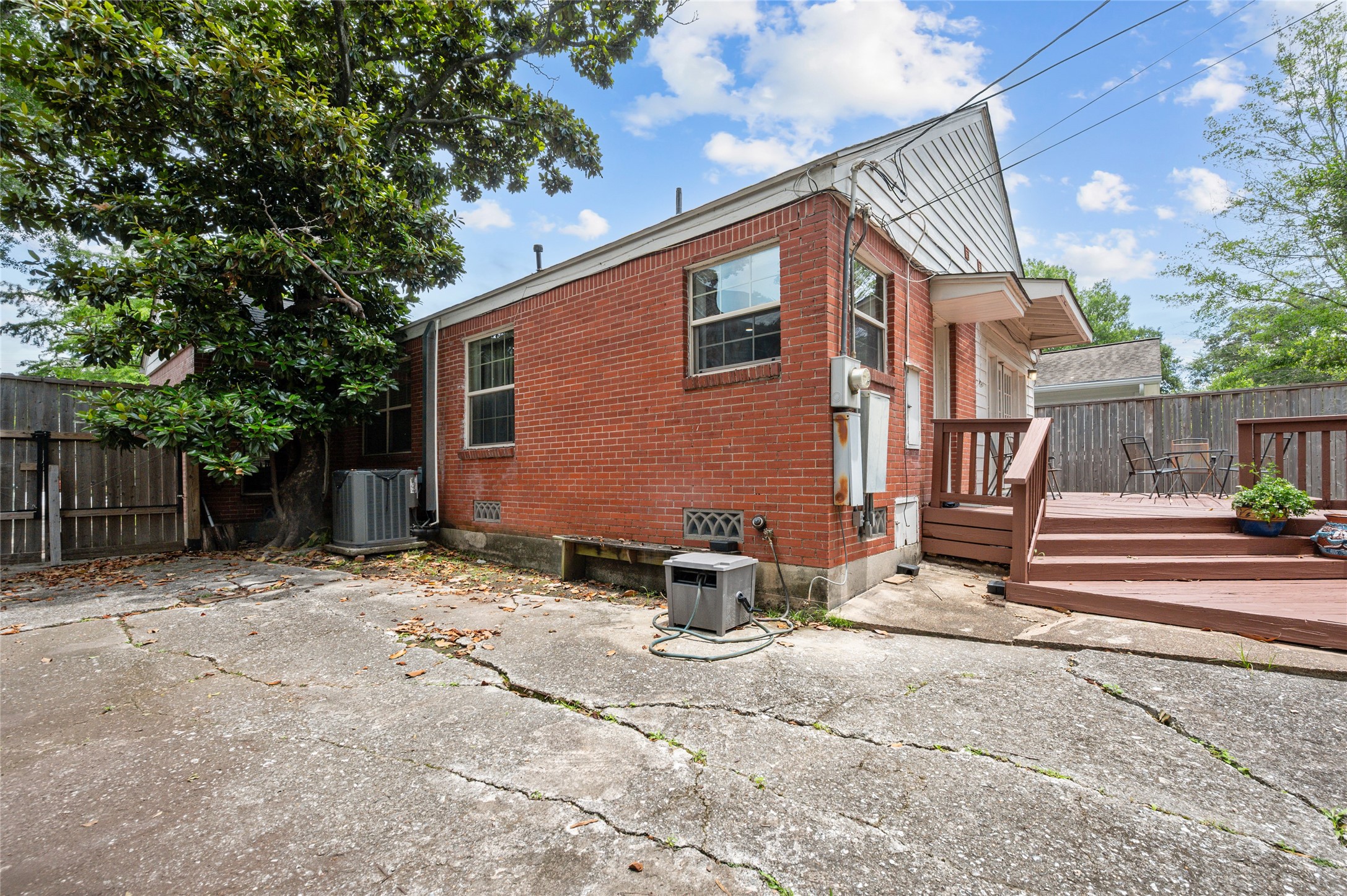 2311 Addison Road Houston, TX 77030 - Photo 36 of 44