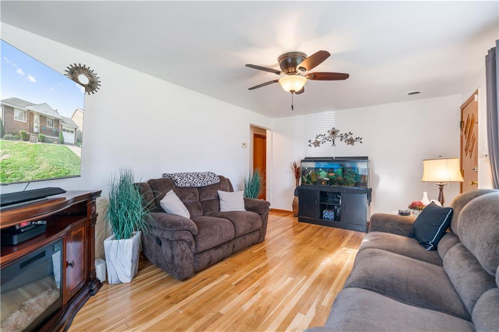 1215 Ridgeway Avenue Aliquippa, PA 15001 - Photo 11 of 29 Gallery Image 11