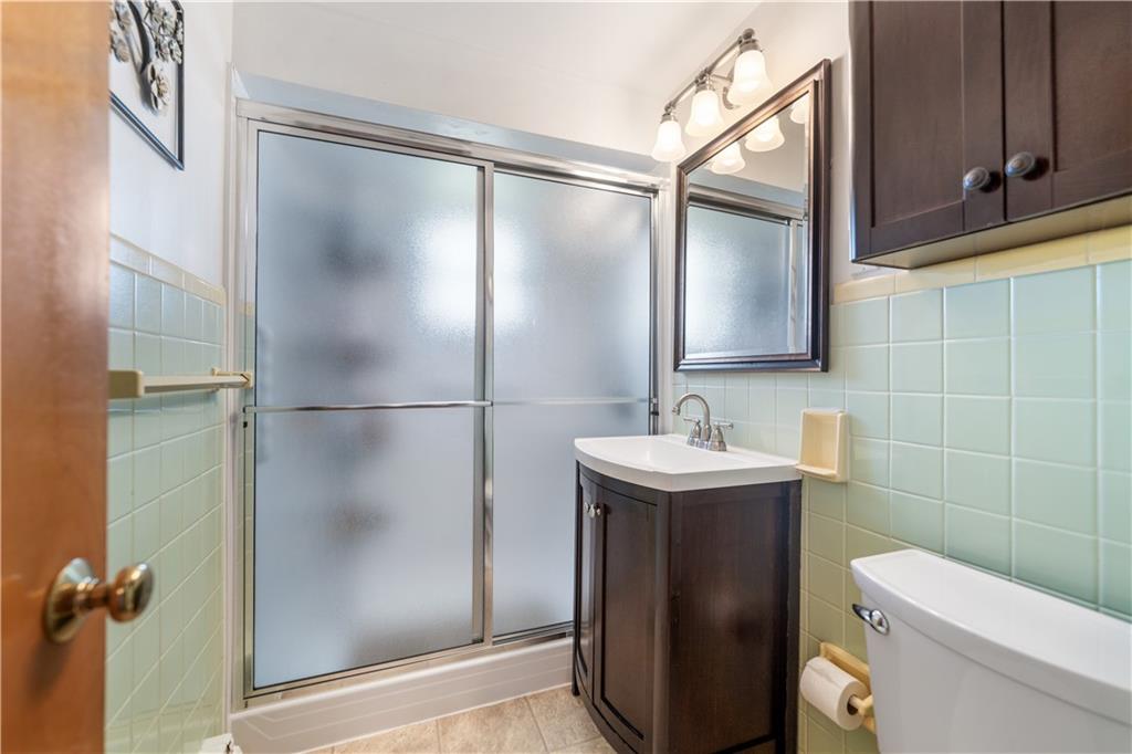1215 Ridgeway Avenue Aliquippa, PA 15001 - Photo 12 of 29 Gallery Image 12
