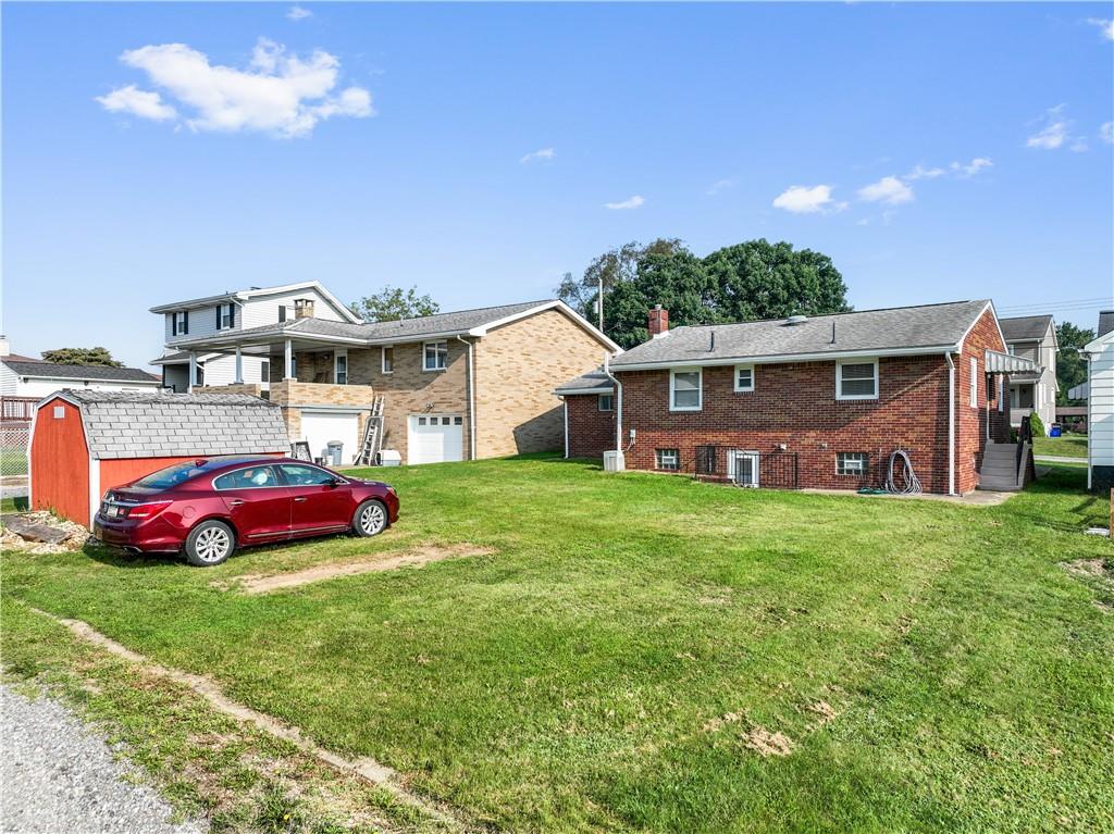 1215 Ridgeway Avenue Aliquippa, PA 15001 - Photo 2 of 29 Gallery Image 2