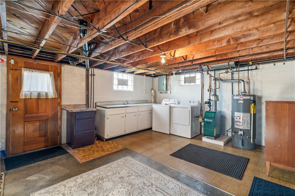 1215 Ridgeway Avenue Aliquippa, PA 15001 - Photo 25 of 29 Gallery Image 25