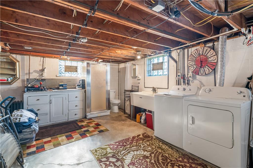 1215 Ridgeway Avenue Aliquippa, PA 15001 - Photo 26 of 29 Gallery Image 26