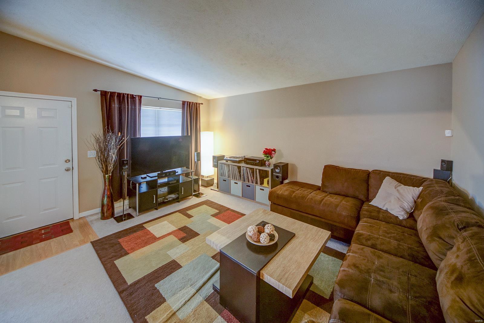 2624 Reveres Route Granite City, IL 62040 - Photo 10 of 29 Gallery Image 10