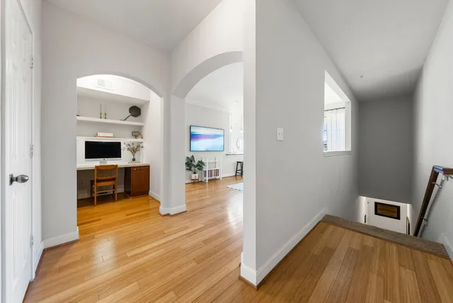 $2,000 | 7701 Rialto Boulevard, Unit 1426, Austin, TX 78735