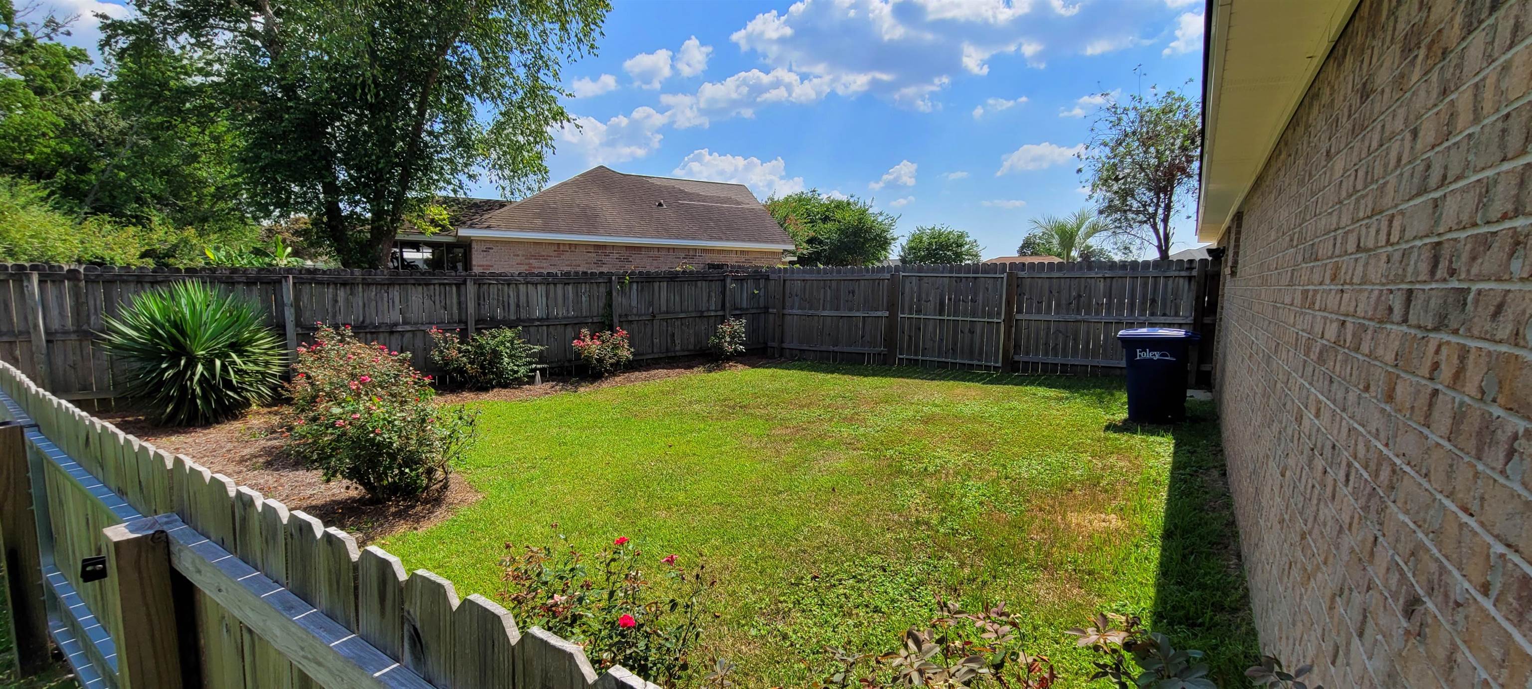 14714 Abacus Drive Foley, AL 36535 - Photo 45 of 47 Side fenced yard