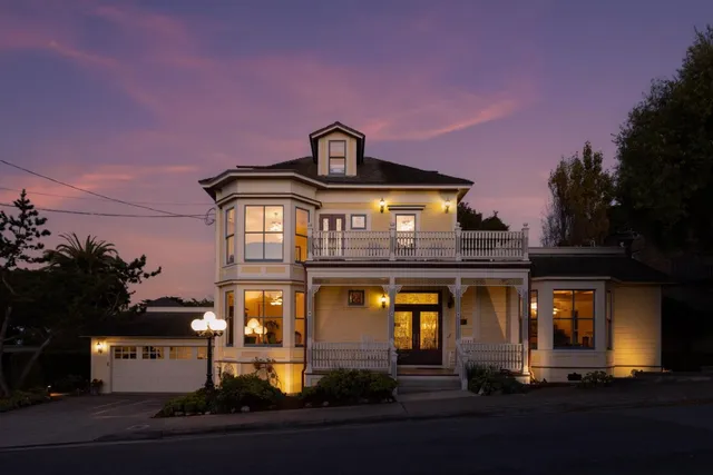 $3,988,000 | 131 7th Street, Pacific Grove, CA 93950