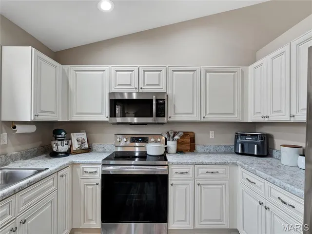 $280,000 | 555 Mulligan Court, St. Clair, MO 63077