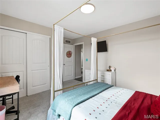 $280,000 | 555 Mulligan Court, St. Clair, MO 63077