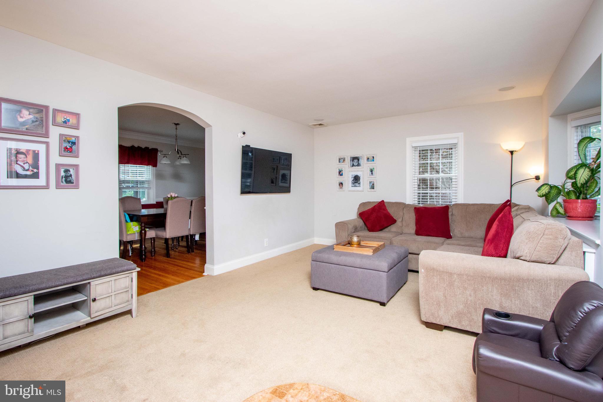 148 Friendship Road Drexel Hill, PA 19026 - Photo 5 of 35 Welcoming carpeted living room