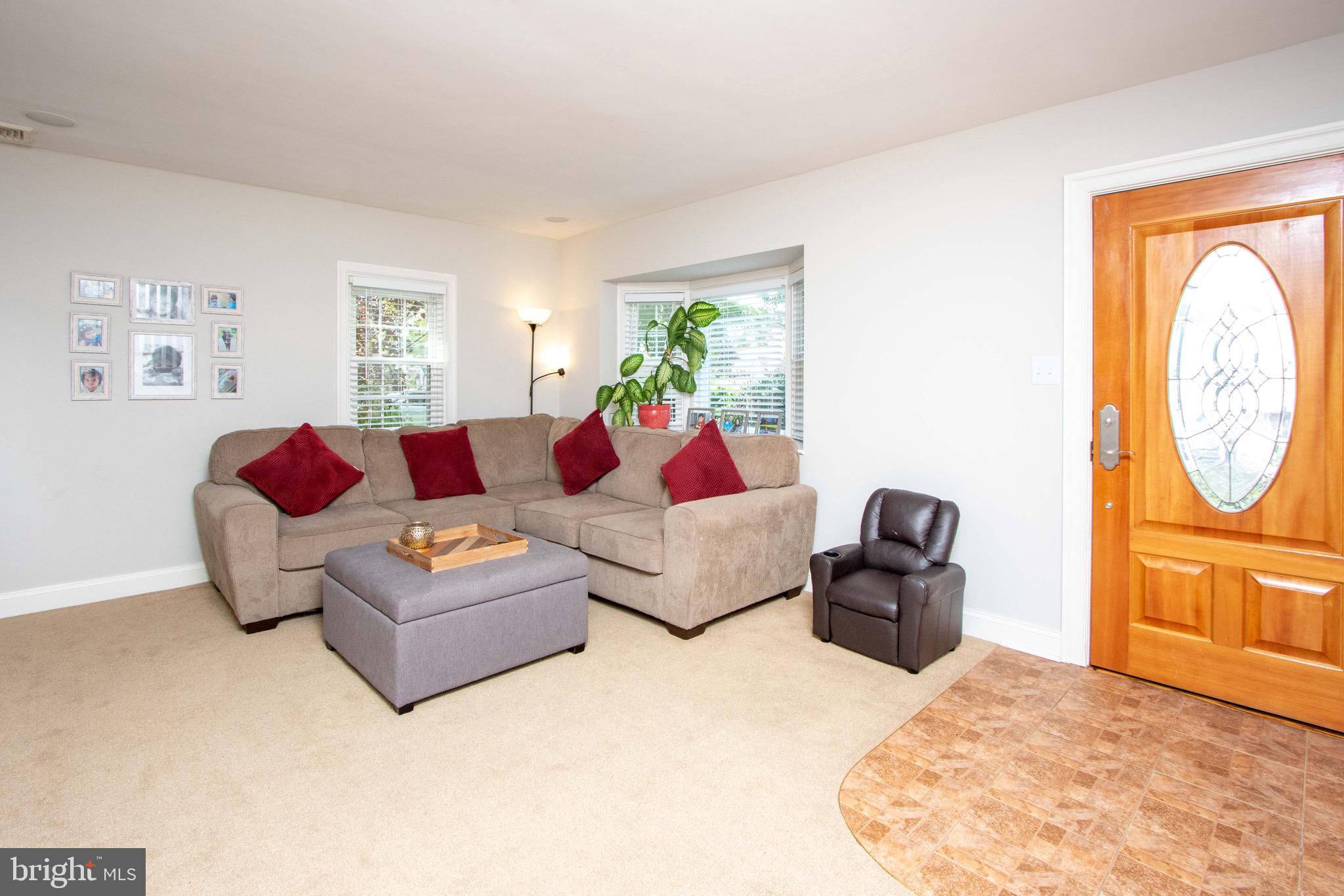148 Friendship Road Drexel Hill, PA 19026 - Photo 6 of 35
