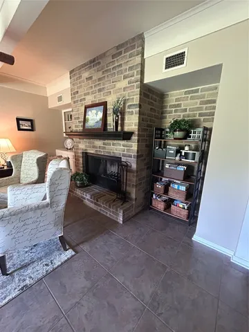 $399,000 | 11121 Pinehurst Drive, Unit D, Austin, TX 78747