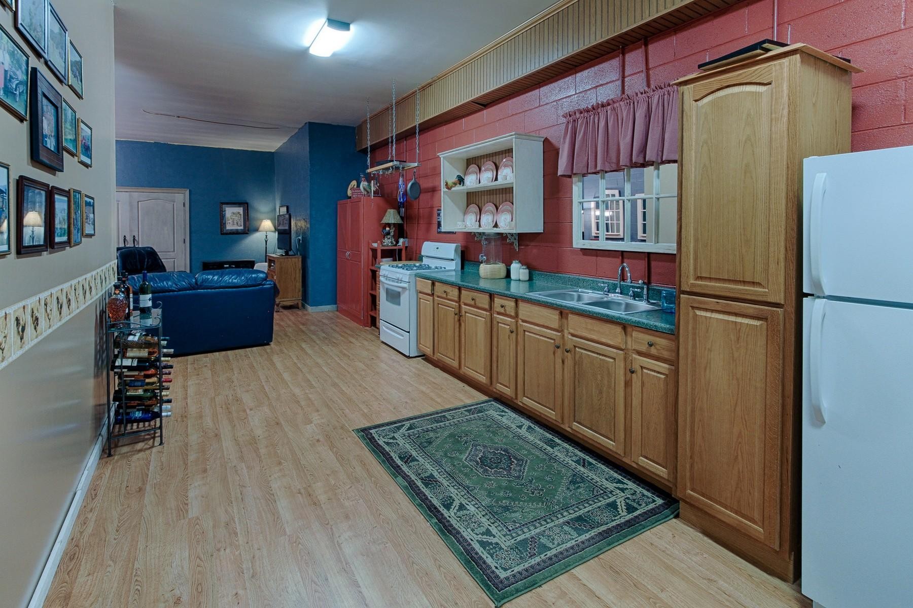 3233 Dry Hill Road Butler, TN 37640 - Photo 18 of 25 Gallery Image 18