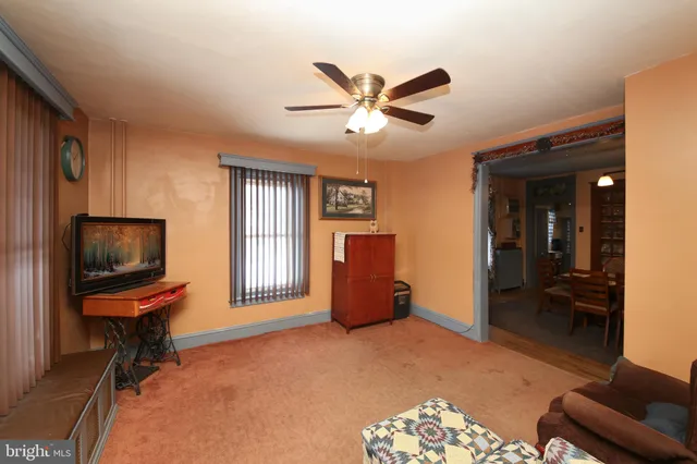 $325,000 | 13 South 4th Street, Souderton, PA 18964