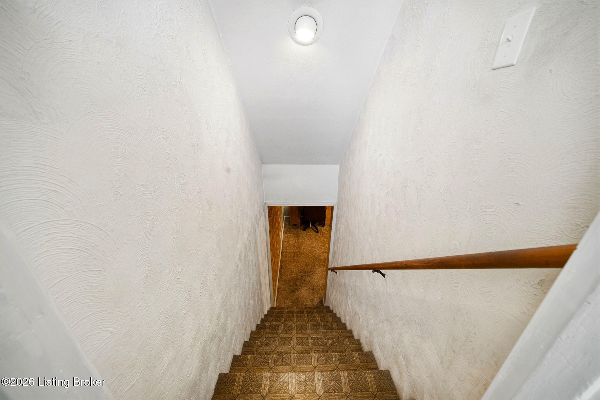 2604 Alps Road Louisville, KY 40216 - Photo 29 of 63 29-web-or-mls-2605 Alps Rd-29