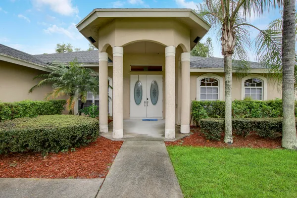 $3,750 | 1198 Southeast Petunia Avenue, Port St. Lucie, FL 34952