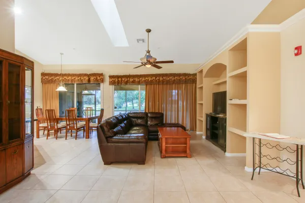 $3,750 | 1198 Southeast Petunia Avenue, Port St. Lucie, FL 34952