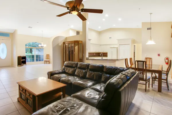 $3,750 | 1198 Southeast Petunia Avenue, Port St. Lucie, FL 34952