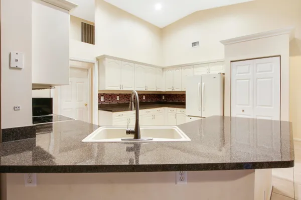 $3,750 | 1198 Southeast Petunia Avenue, Port St. Lucie, FL 34952