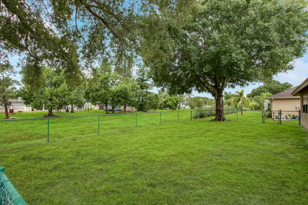 $3,750 | 1198 Southeast Petunia Avenue, Port St. Lucie, FL 34952