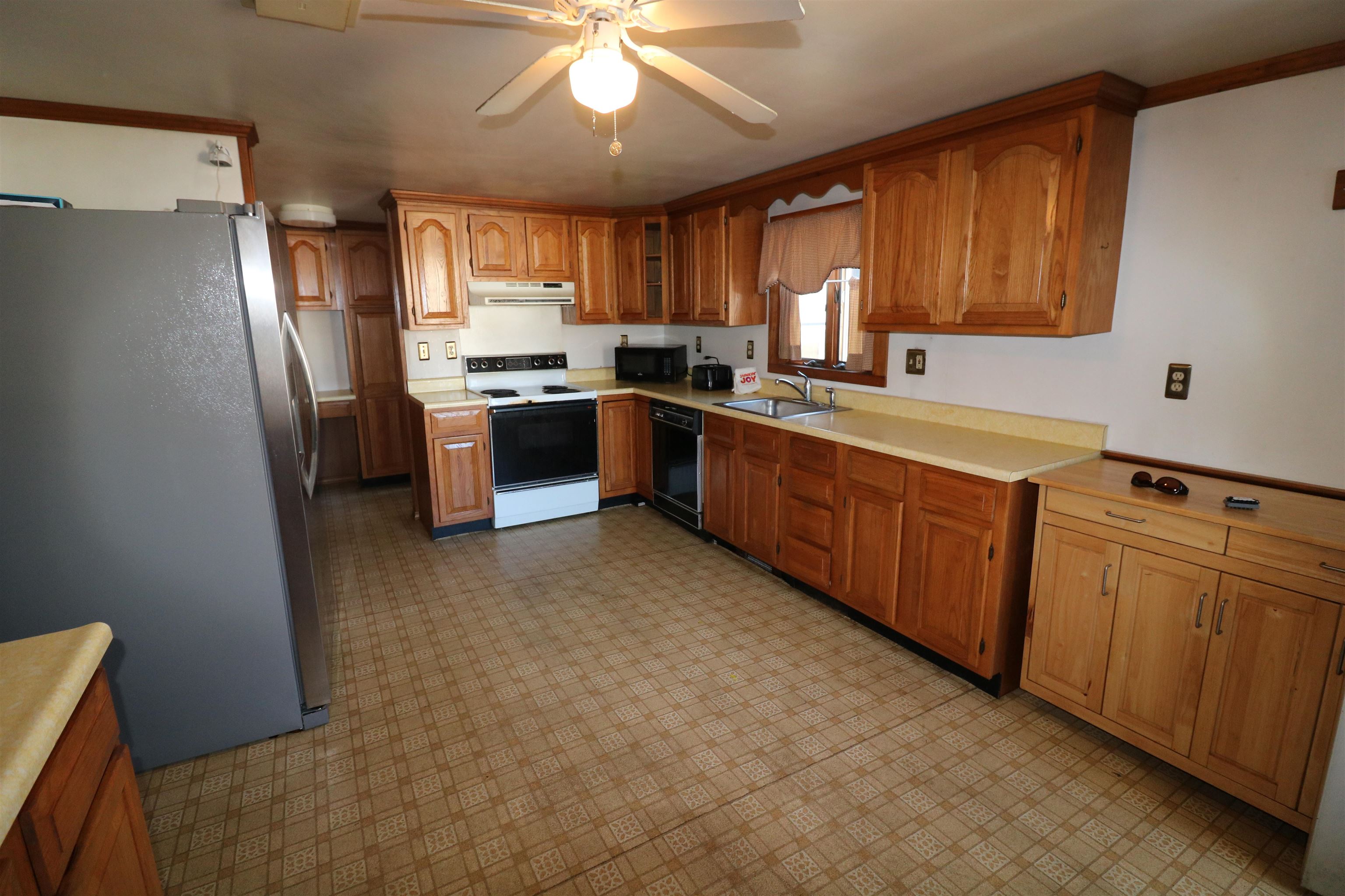 8 Cross Street Jaffrey, NH 03452 - Photo 9 of 35