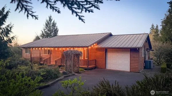 $645,000 | 207 Tillicum Drive, Chehalis, WA 98532