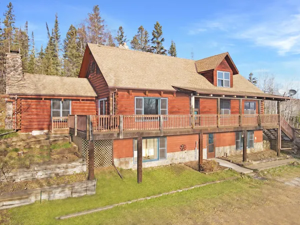 $480,000 | 5241 Reider Memorial Drive, Silver Bay, MN 55614
