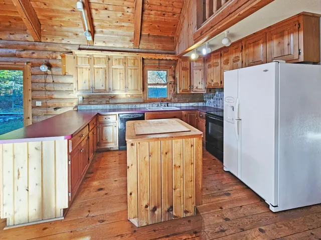 $499,000 | 5241 Reider Memorial Drive, Silver Bay, MN 55614