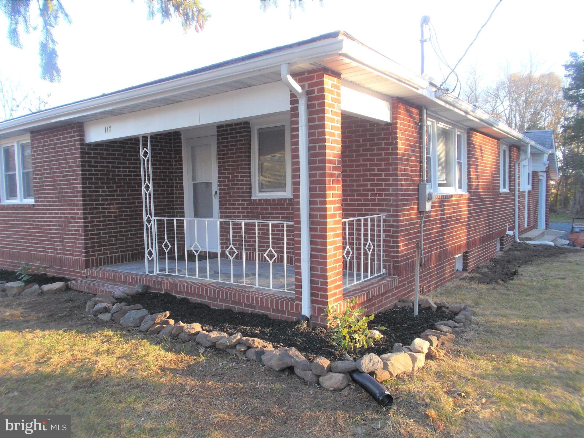 117 South Pemberton Road Pemberton, NJ 08068 - Photo 2 of 25