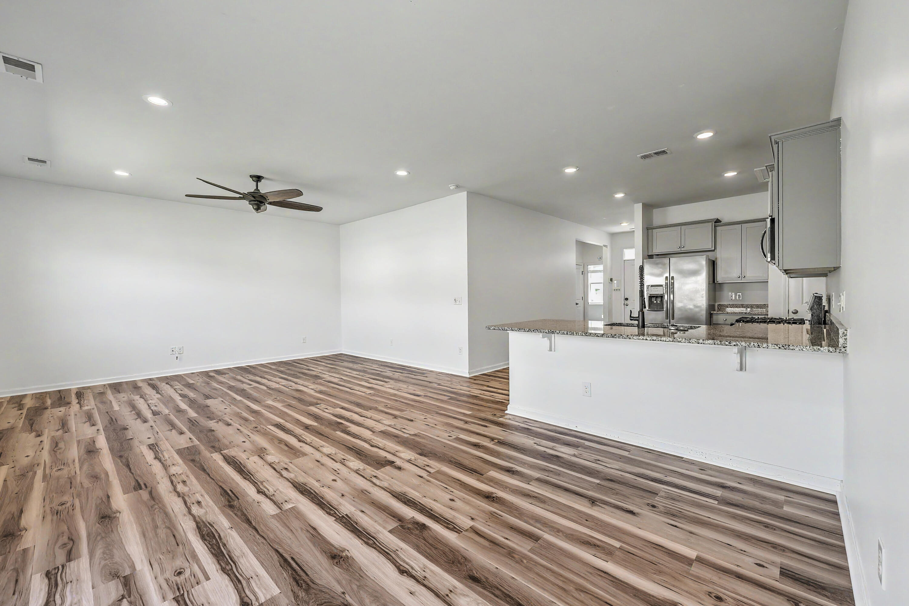 107 Sarcoxie Road Moncks Corner, SC 29461 - Photo 13 of 29 Breakfast bar