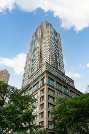 $585,000 | 100 East Huron Street, Unit 1506, Chicago, IL 60611