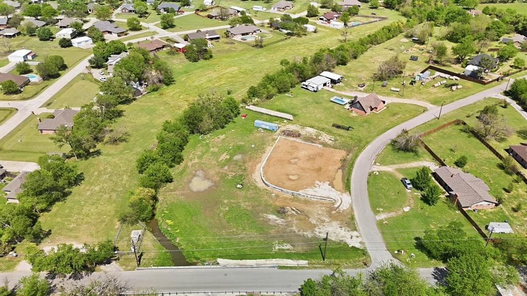 501 Rising Star Lane Sanger, TX 76266 - Photo 8 of 17 an aerial view of a swimming pool