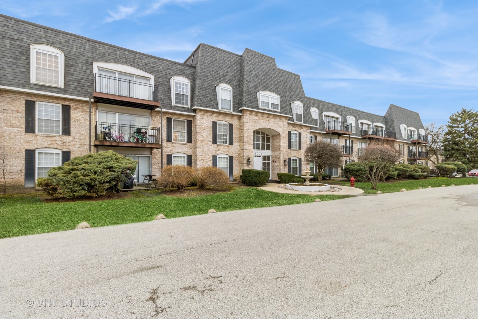 5000 Carriageway Drive, Unit 3072 Rolling Meadows, IL 60008 - Photo 2 of 20