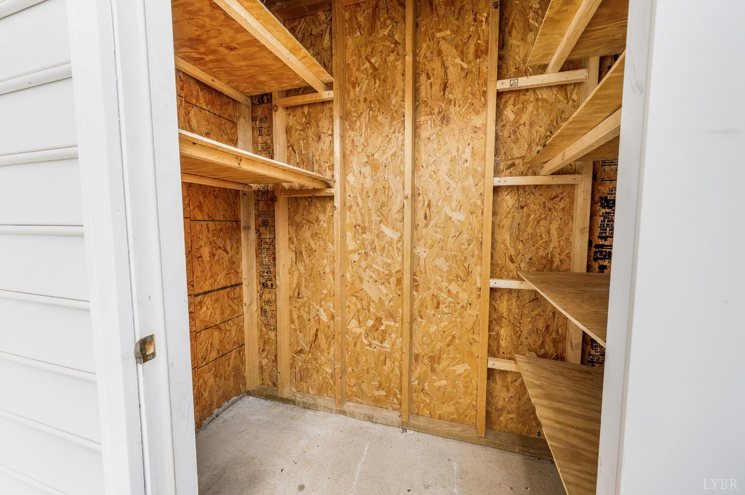 716 Leesville Road, Unit 201 Lynchburg, VA 24502 - Photo 29 of 32