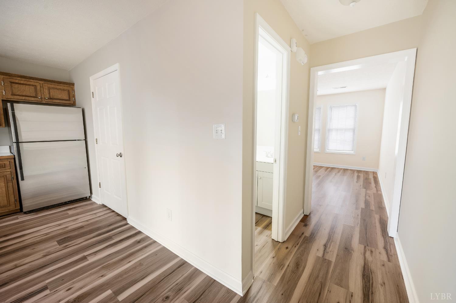 716 Leesville Road, Unit 201 Lynchburg, VA 24502 - Photo 7 of 32