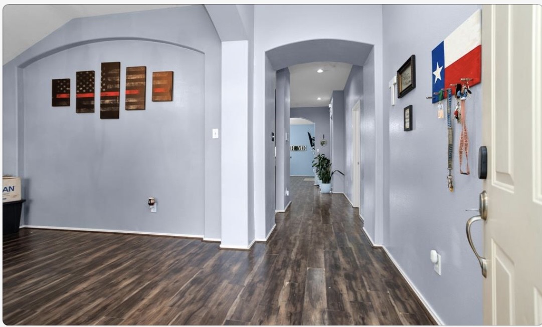 5015 Bridgecrossing Court Spring, TX 77379 - Photo 2 of 7