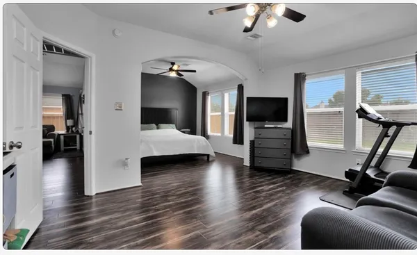 $2,295 | 5015 Bridgecrossing Court, Spring, TX 77379