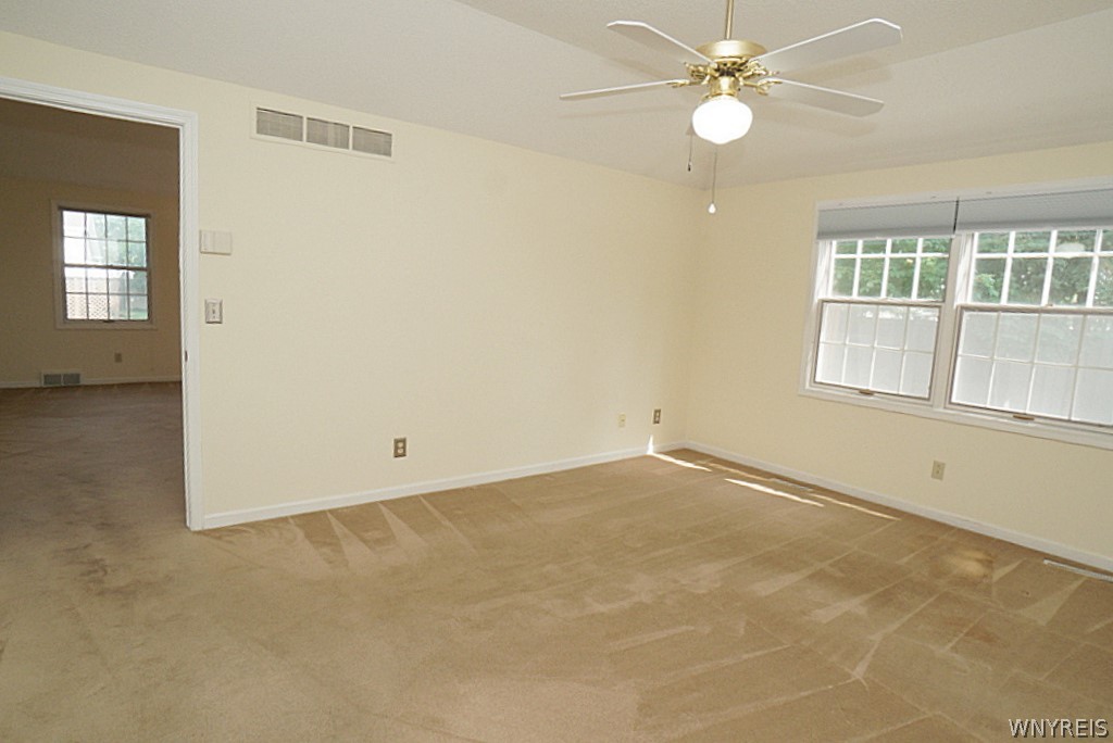 56 Cobblestone Lane Amherst, NY 14221 - Photo 12 of 20