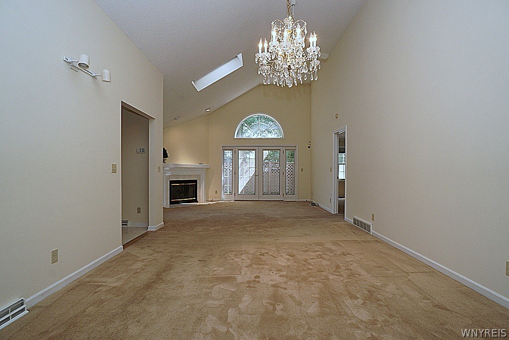 56 Cobblestone Lane Amherst, NY 14221 - Photo 3 of 20