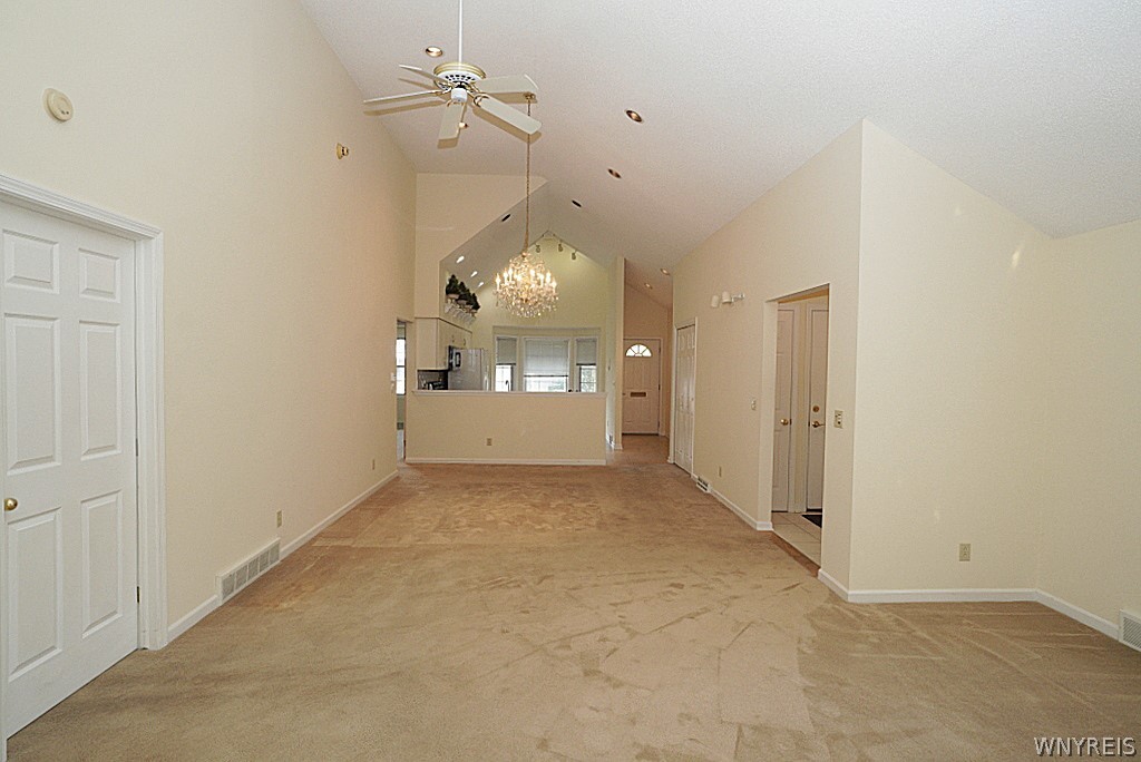 56 Cobblestone Lane Amherst, NY 14221 - Photo 4 of 20